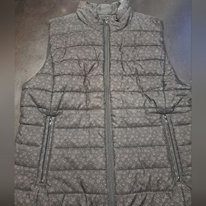 Loft Zip Up Puffer Vest Size M